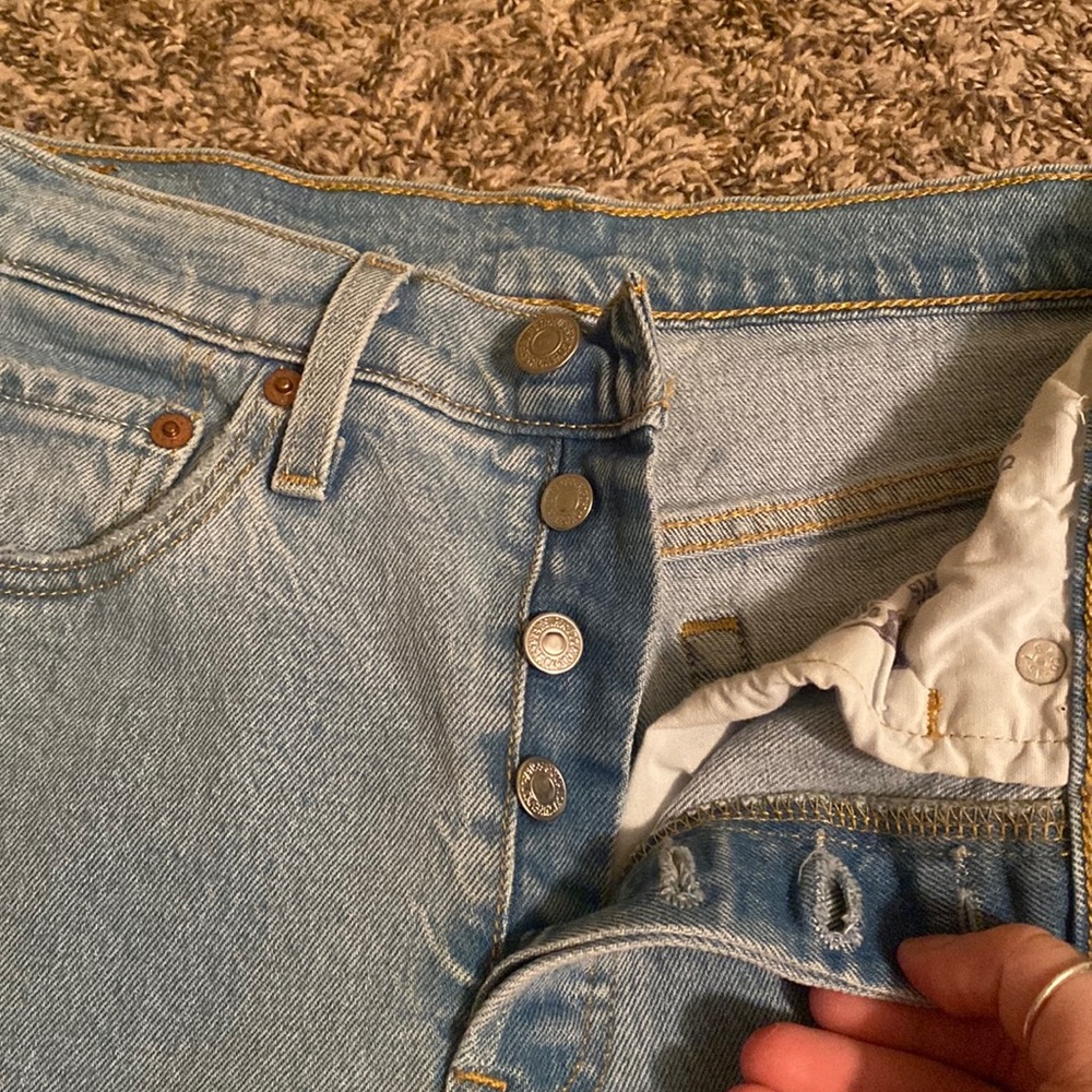 LEVIS